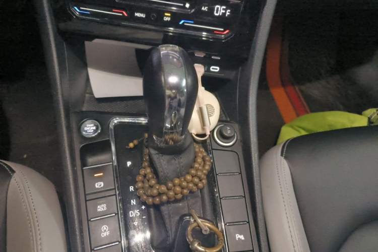 Used Volkswagen Bora 2023 280TSI DSG Prestige Edition Gear Lever