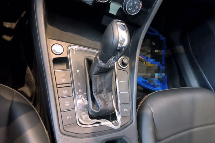 Used Volkswagen Bora 2023 280TSI DSG Comfort Edition Gear Lever
