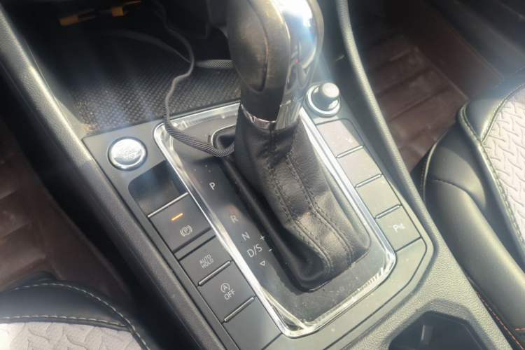 Used Volkswagen Bora 2023 200TSI DSG Enjoyment Edition Gear Lever