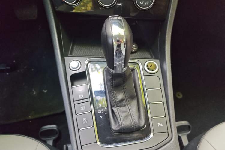Used Volkswagen Bora 2023 200TSI DSG Enjoyment Edition Gear Lever
