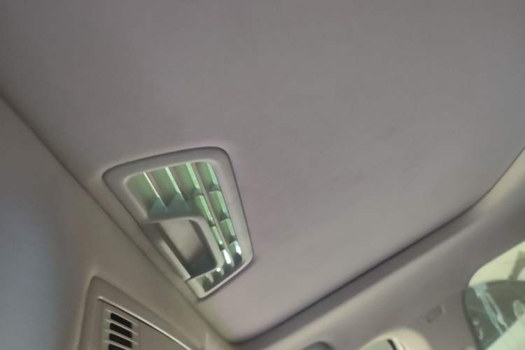 Used Volkswagen Bora 2023 200TSI DSG SmartDrive PRO Edition Headliner
