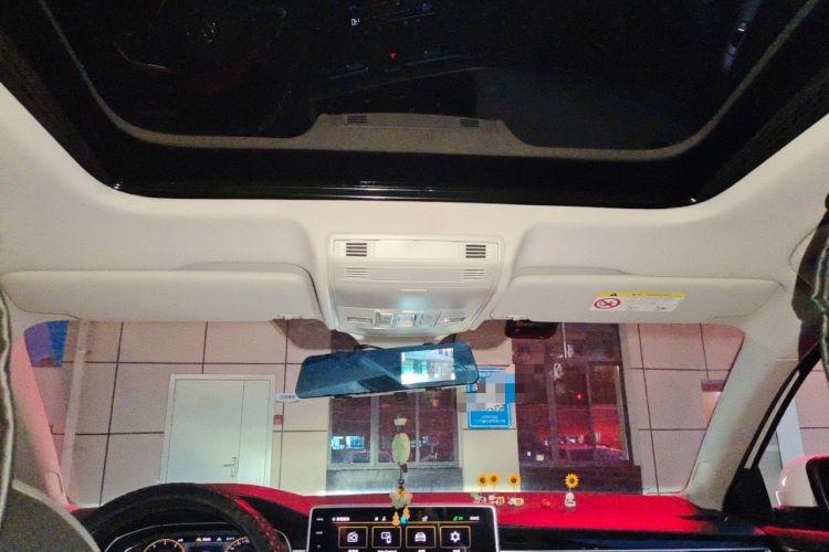 Used Volkswagen Bora 2023 300TSI DSG Prestige Edition Headliner