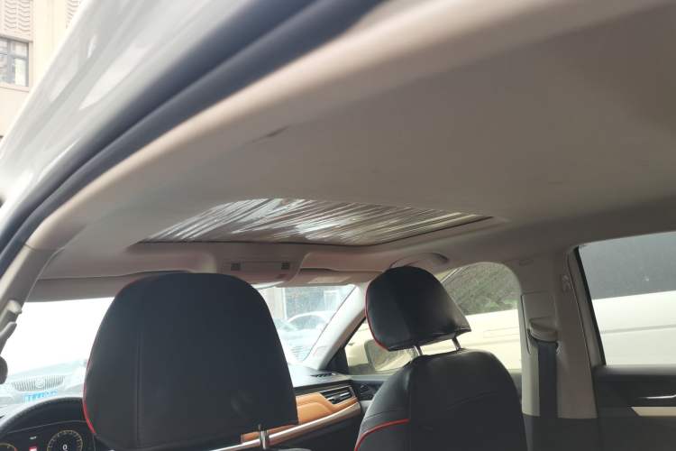 Used Volkswagen Bora 2023 200TSI DSG YueXing PRO Edition Headliner