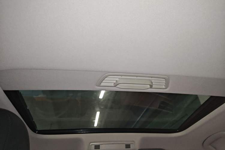 Used Volkswagen Bora 2023 200TSI DSG SmartDrive PRO Edition Headliner