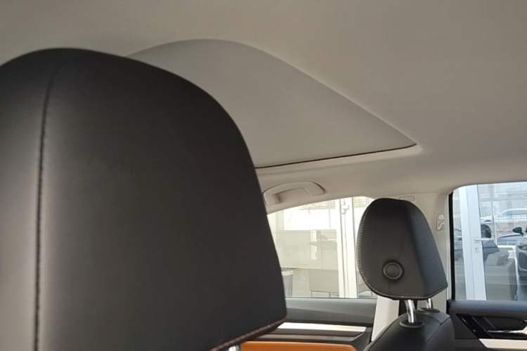 Used Volkswagen Bora 2023 200TSI DSG Enjoyment Edition Headliner