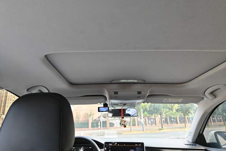 Used Volkswagen Bora 2023 200TSI DSG Smart Drive Version Headliner