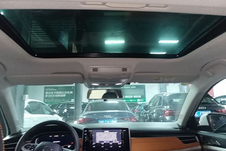 Used Volkswagen Bora 2023 200TSI DSG YueXing PRO Edition Headliner