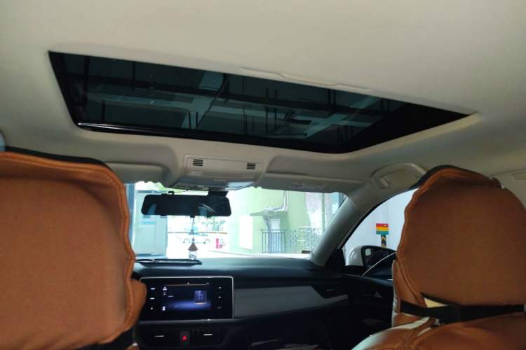 Used Volkswagen Bora 2023 1.5L Automatic Changer Limited Edition Headliner