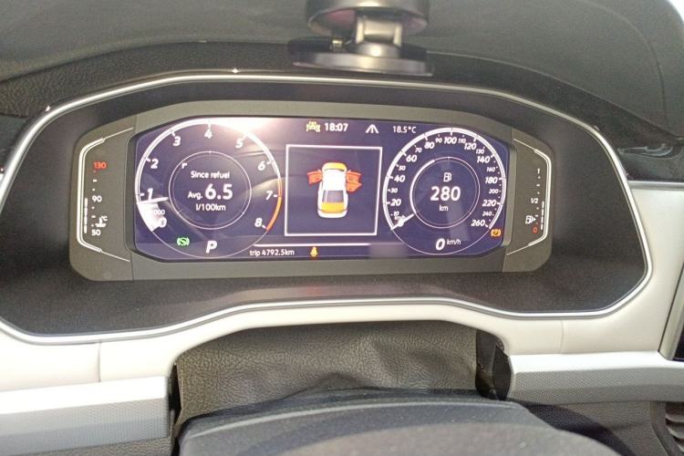 Used Volkswagen Bora 2023 300TSI DSG Prestige Edition Instrument Cluster