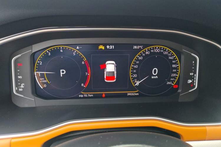 Used Volkswagen Bora 2023 200TSI DSG SmartDrive PRO Edition Instrument Cluster