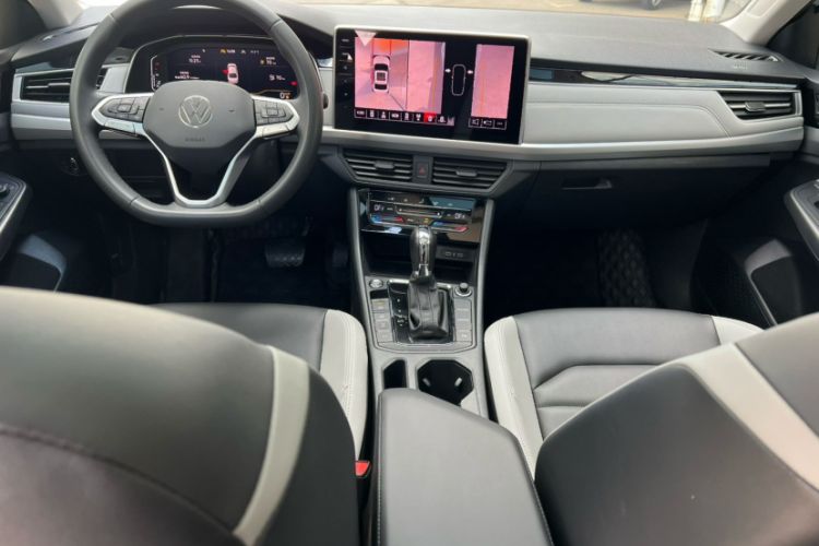 Used Volkswagen Bora 2023 300TSI DSG Prestige Edition Interior 1