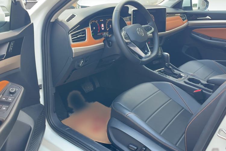 Used Volkswagen Bora 2023 200TSI DSG YueXing PRO Edition Interior 1