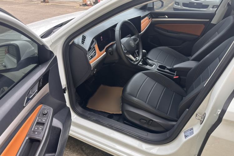 Used Volkswagen Bora 2023 200TSI DSG YueXing PRO Edition Interior 1