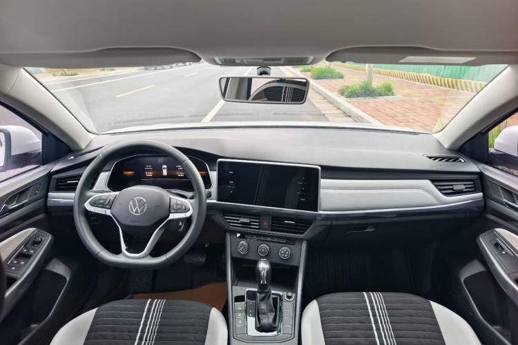 Used Volkswagen Bora 2023 200TSI DSG Comfort Edition Interior 1