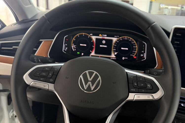 Used Volkswagen Bora 2023 200TSI DSG YueXing PRO Edition Interior 2