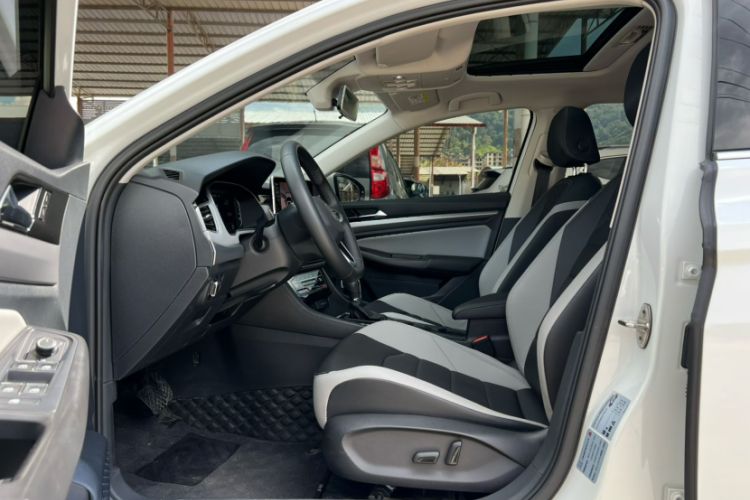 Used Volkswagen Bora 2023 300TSI DSG Prestige Edition Interior 2