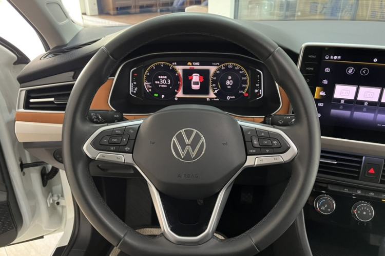 Used Volkswagen Bora 2023 200TSI DSG YueXing PRO Edition Interior 2