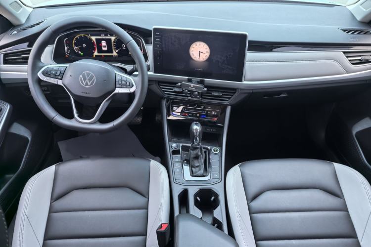 Used Volkswagen Bora 2023 300TSI DSG Prestige Edition Interior 3