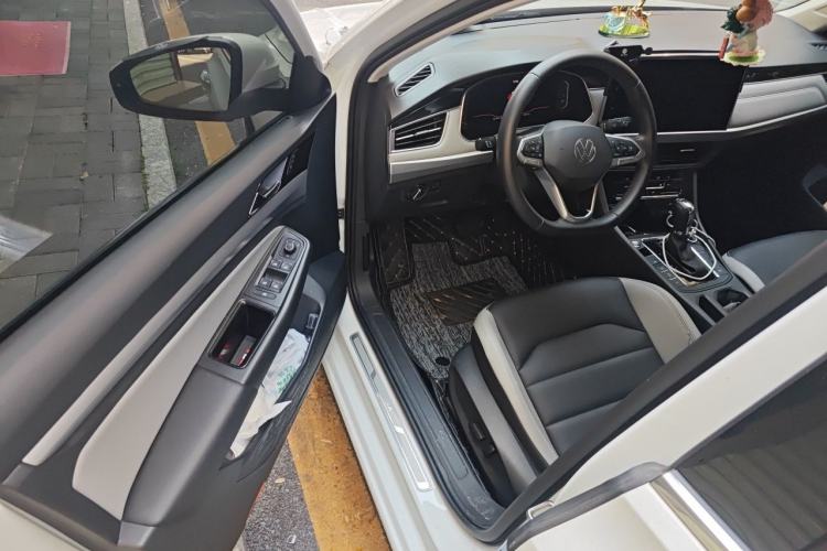Used Volkswagen Bora 2023 280TSI DSG Prestige Edition Interior 3