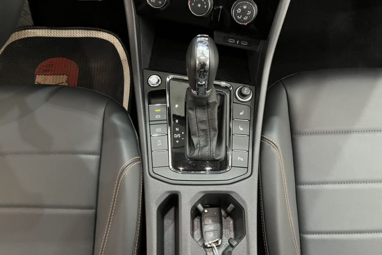 Used Volkswagen Bora 2023 200TSI DSG YueXing PRO Edition Interior 4