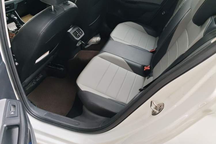 Used Volkswagen Bora 2023 200TSI DSG SmartDrive PRO Edition Interior 4