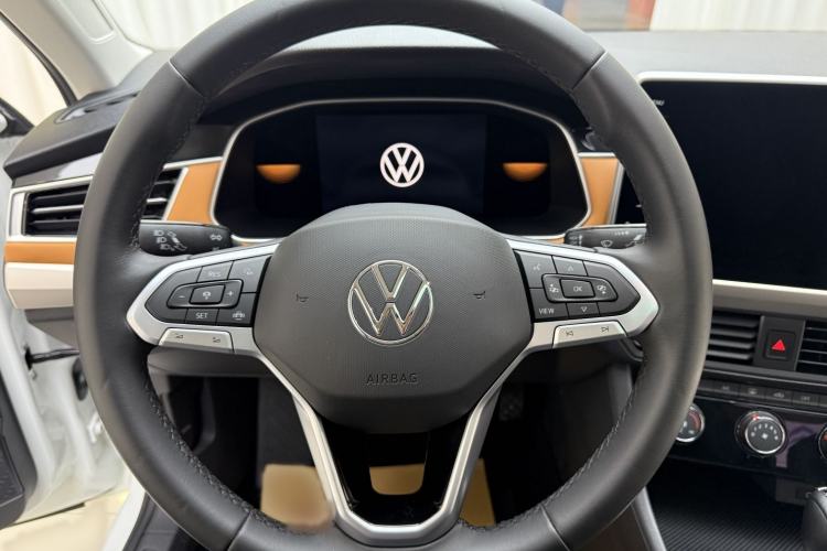 Used Volkswagen Bora 2023 200TSI DSG Smart Drive Version Interior 5