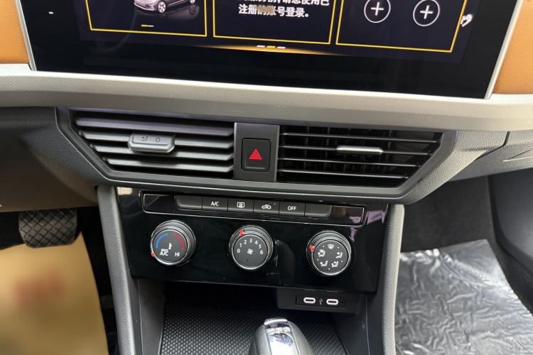 Used Volkswagen Bora 2023 200TSI DSG Smart Drive Version Interior 7