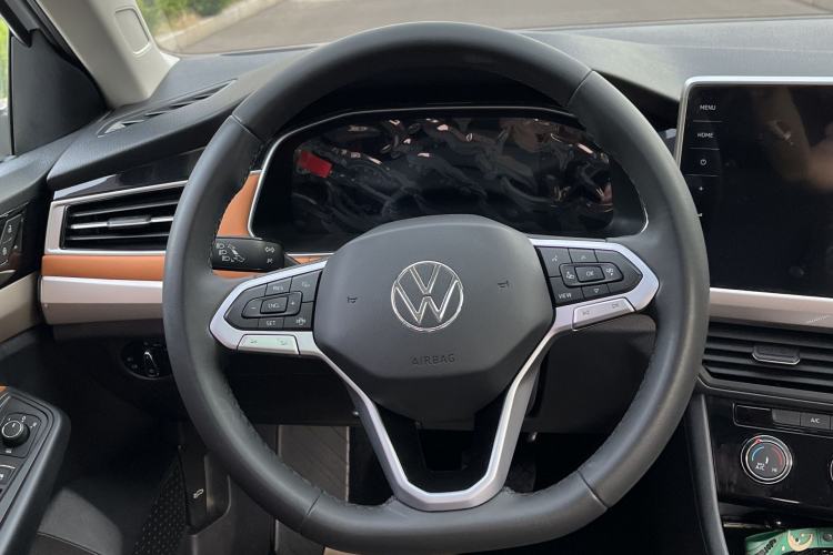 Used Volkswagen Bora 2023 200TSI DSG Smart Drive Version Interior 8