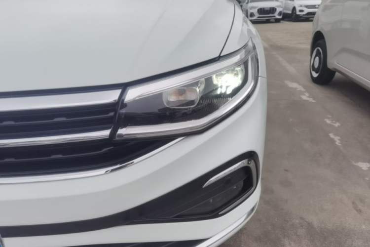 Used Volkswagen Bora 2023 200TSI DSG YueXing PRO Edition Left Front Headlight