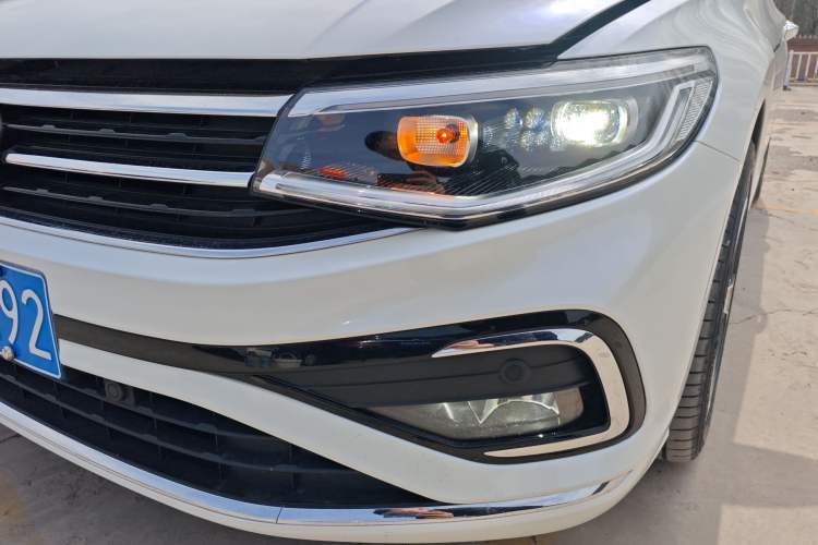 Used Volkswagen Bora 2023 300TSI DSG Prestige Edition Left Front Headlight