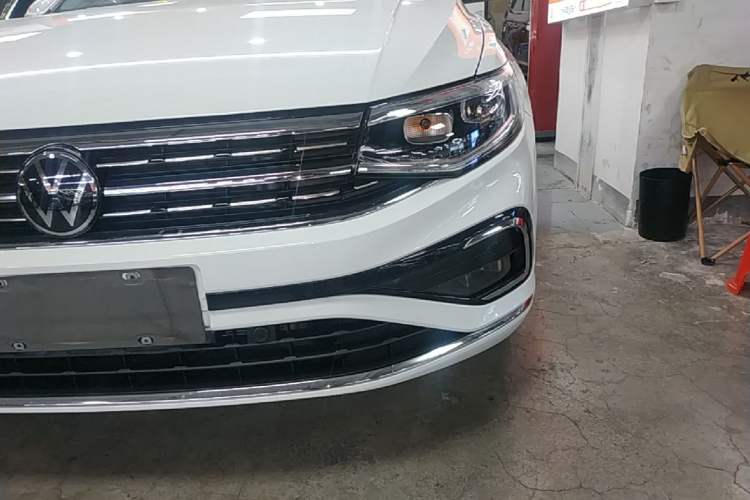 Used Volkswagen Bora 2023 200TSI DSG YueXing PRO Edition Left Front Headlight