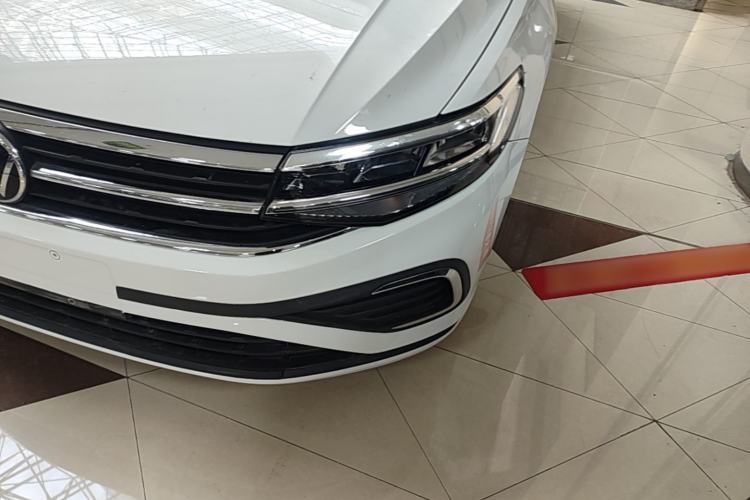 Used Volkswagen Bora 2023 200TSI DSG Comfort Edition Left Front Headlight