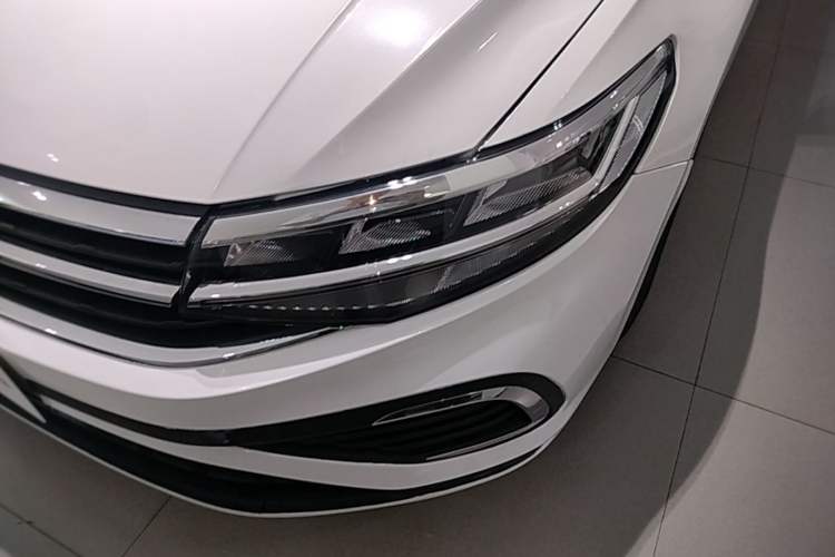 Used Volkswagen Bora 2023 200TSI DSG Comfort Edition Left Front Headlight