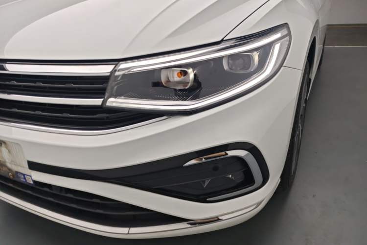 Used Volkswagen Bora 2023 200TSI DSG YueXing PRO Edition Left Front Headlight