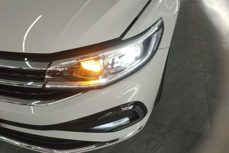 Used Volkswagen Bora 2023 200TSI DSG Enjoyment Edition Left Front Headlight