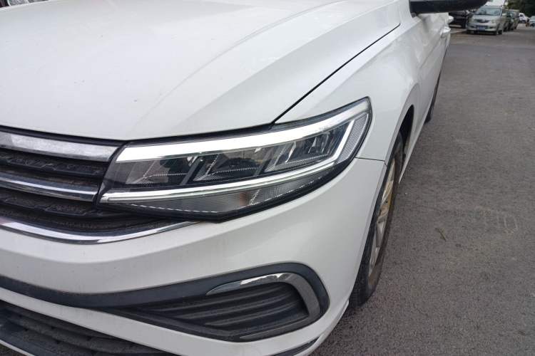 Used Volkswagen Bora 2023 200TSI DSG Comfort Edition Left Front Headlight