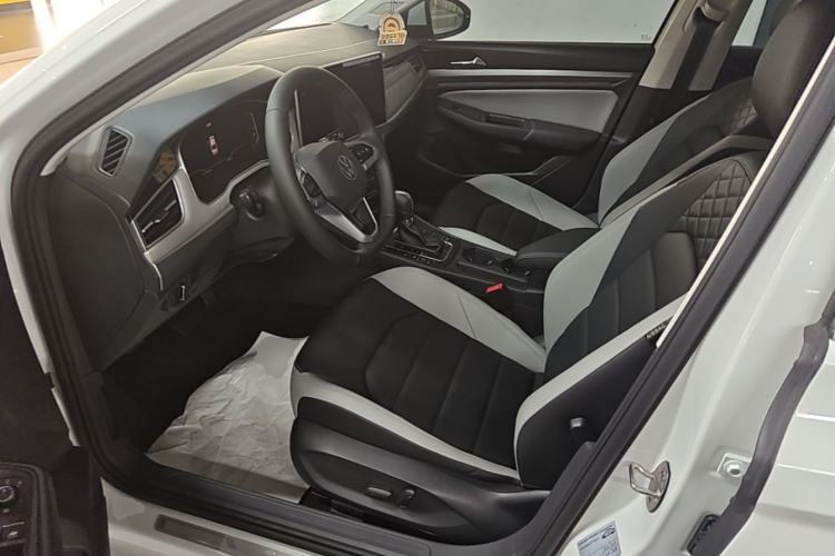 Used Volkswagen Bora 2023 300TSI DSG Prestige Edition Left Front Seat