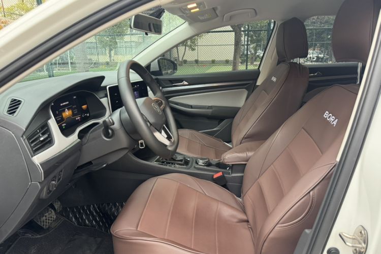 Used Volkswagen Bora 2023 200TSI DSG Comfort Edition Left Front Seat