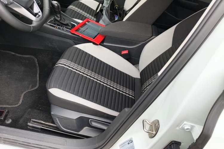 Used Volkswagen Bora 2023 200TSI DSG Comfort Edition Left Front Seat