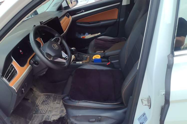 Used Volkswagen Bora 2023 200TSI DSG YueXing PRO Edition Left Front Seat