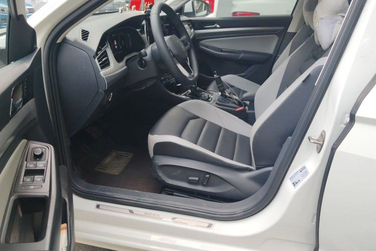 Used Volkswagen Bora 2023 280TSI DSG Prestige Edition Left Front Seat