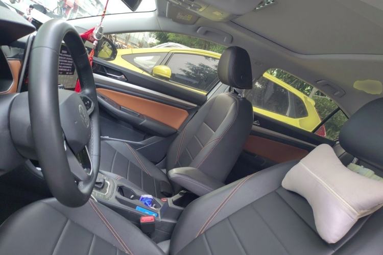 Used Volkswagen Bora 2023 280TSI DSG Comfort Edition Left Front Seat