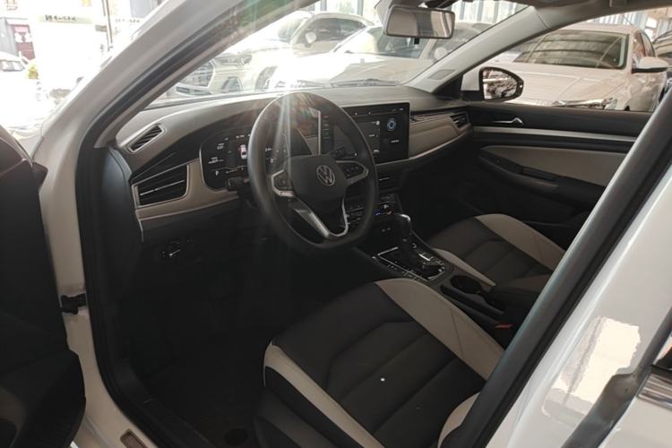 Used Volkswagen Bora 2023 280TSI DSG Prestige Edition Left Front Seat