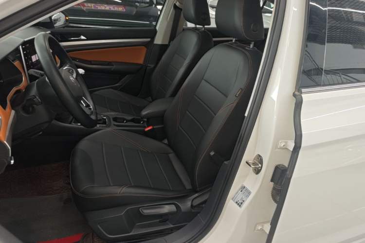 Used Volkswagen Bora 2023 200TSI DSG Smart Drive Version Left Front Seat