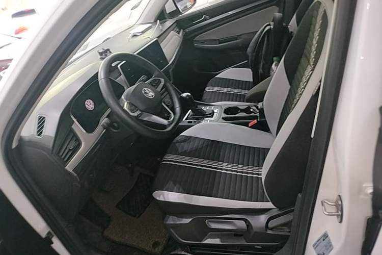 Used Volkswagen Bora 2023 200TSI DSG Comfort Edition Left Front Seat