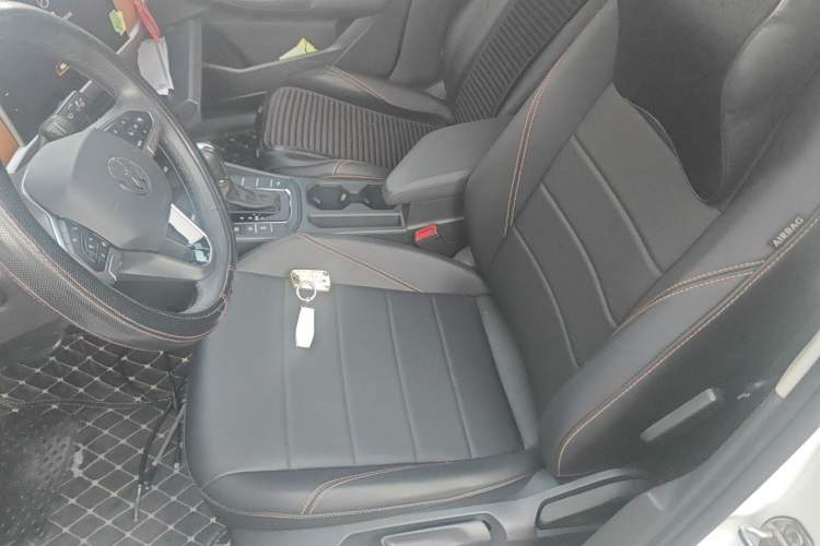 Used Volkswagen Bora 2023 200TSI DSG Smart Drive Version Left Front Seat