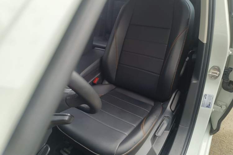 Used Volkswagen Bora 2023 280TSI DSG Comfort Edition Left Front Seat