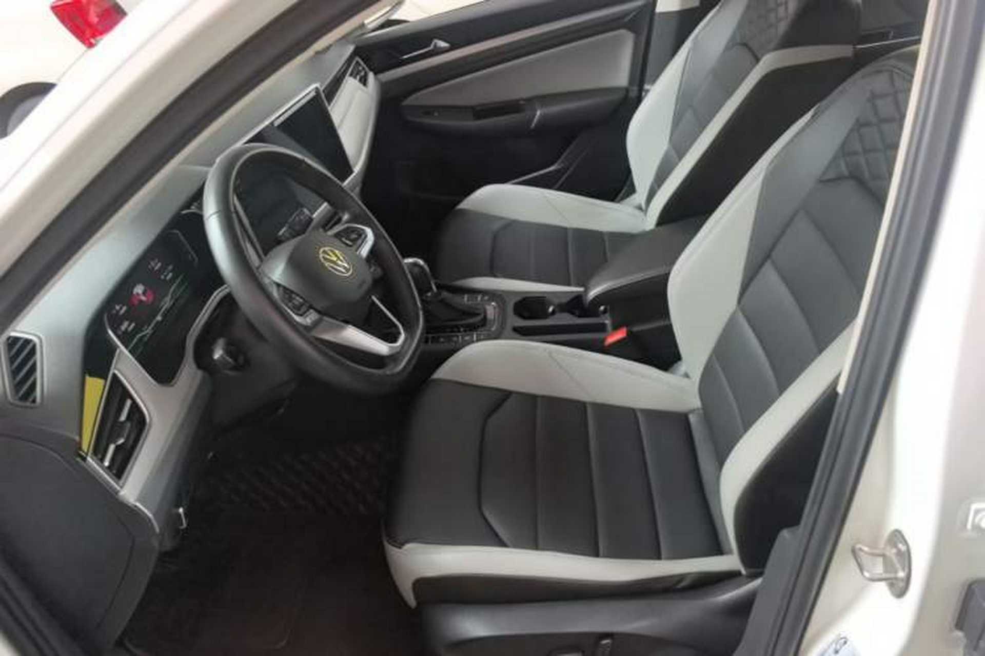 Used Volkswagen Bora 2023 300TSI DSG Prestige Edition Left Front Seat