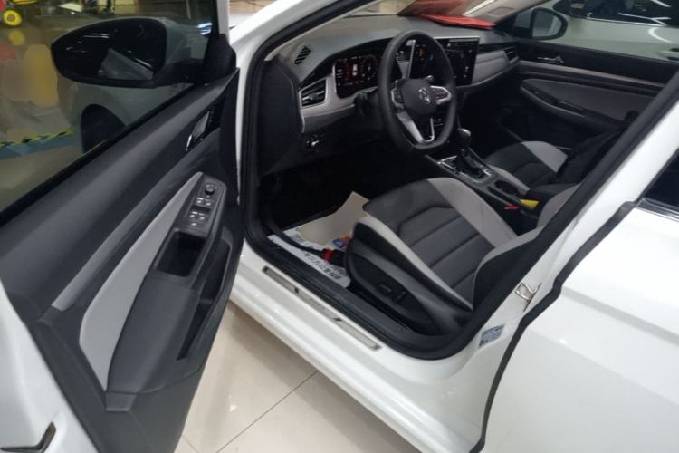 Used Volkswagen Bora 2023 300TSI DSG Prestige Edition Left Front Seat