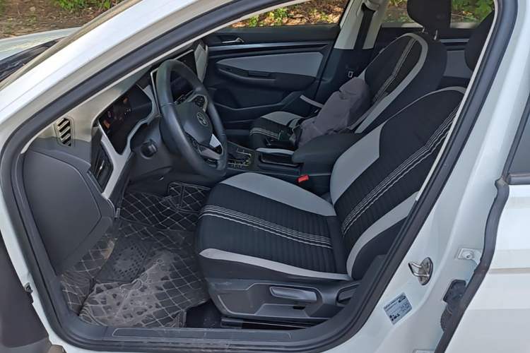 Used Volkswagen Bora 2023 200TSI DSG Comfort Edition Left Front Seat